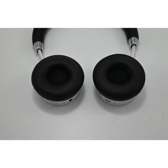 Wireless Headphones BOHM B-66 with Noise Cancellation Headset - Picture 3 of 3